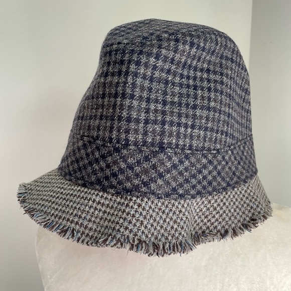 NWT J. Crew Bucket Houndstooth Wool Fringe Hat M-L